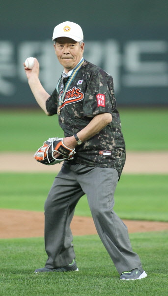 6.25 참전 유공자 김하용님 시구